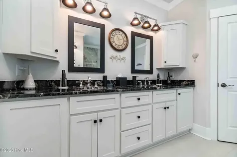 227 Back Street Newport NC 28570