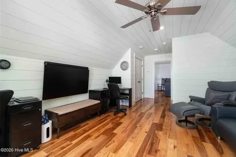 227 Back Street Newport NC 28570