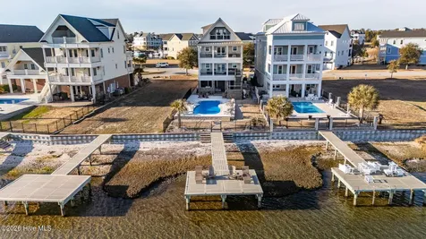 227 Back Street Newport NC 28570