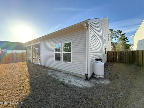 2434 Flowery Branch Drive Castle Hayne NC 28429