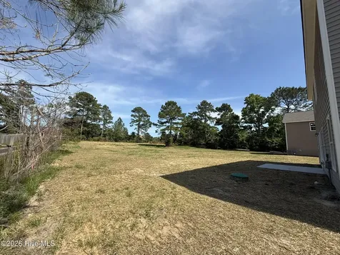 503 Nc Highway 172 Hubert NC 28539