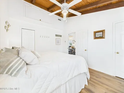 117 Salisbury Street Holden Beach NC 28462