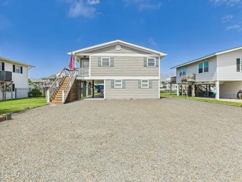 117 Salisbury Street Holden Beach NC 28462