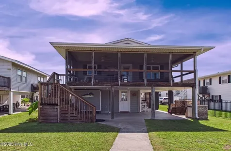 117 Salisbury Street Holden Beach NC 28462