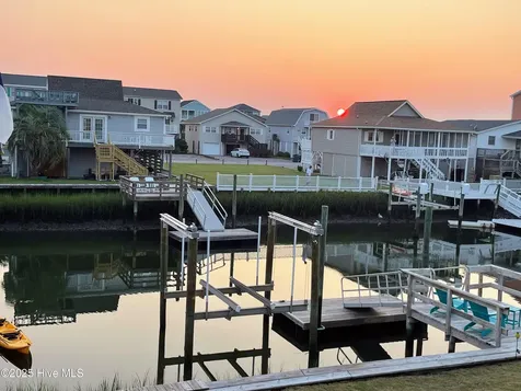 117 Salisbury Street Holden Beach NC 28462