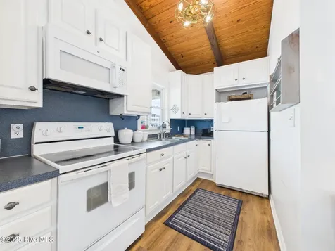 117 Salisbury Street Holden Beach NC 28462