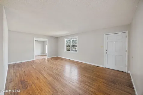 2909 Northwoods Drive Jacksonville NC 28540