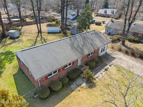 2909 Northwoods Drive Jacksonville NC 28540