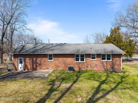 2909 Northwoods Drive Jacksonville NC 28540