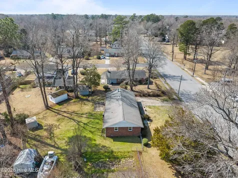 2909 Northwoods Drive Jacksonville NC 28540