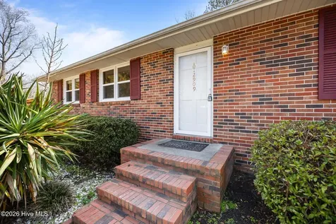 2909 Northwoods Drive Jacksonville NC 28540