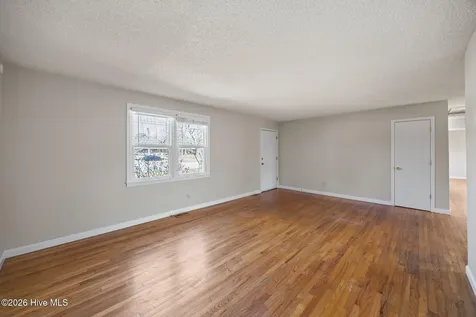 2909 Northwoods Drive Jacksonville NC 28540