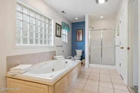 303 Pine Knoll Circle Pine Knoll Shores NC 28512