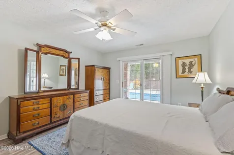 303 Pine Knoll Circle Pine Knoll Shores NC 28512