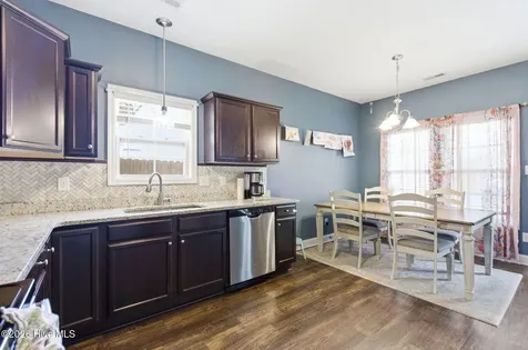 815 Tuscarora Trail Jacksonville NC 28546