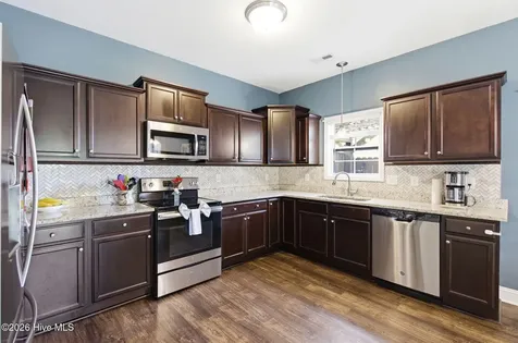 815 Tuscarora Trail Jacksonville NC 28546