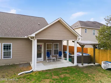 815 Tuscarora Trail Jacksonville NC 28546