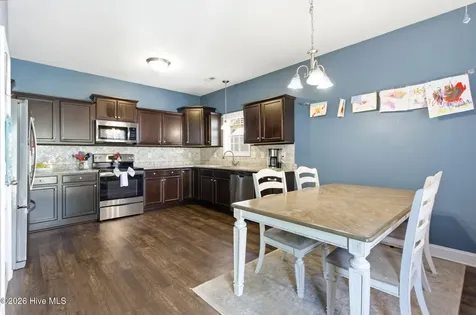 815 Tuscarora Trail Jacksonville NC 28546