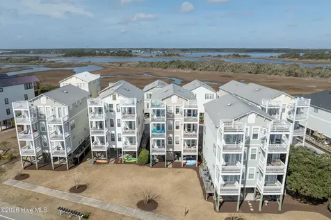 106 Egret Landing Court Surf City NC 28445