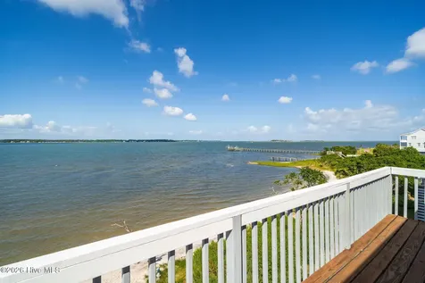 108 Swing Easy Lane Harkers Island NC 28531