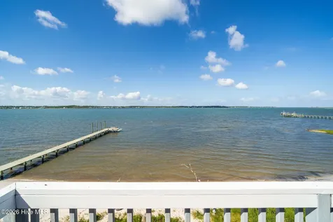 108 Swing Easy Lane Harkers Island NC 28531