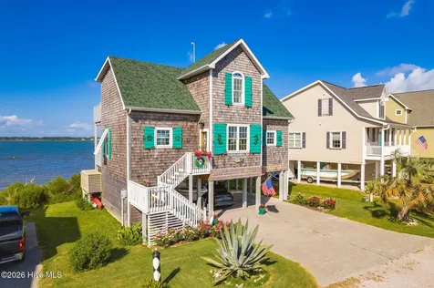 108 Swing Easy Lane Harkers Island NC 28531