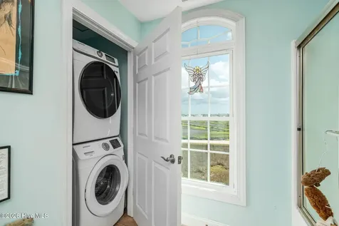 108 Swing Easy Lane Harkers Island NC 28531