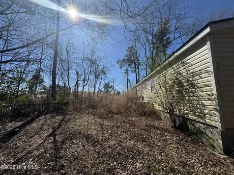 112 Pine Court Jacksonville NC 28540