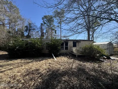 112 Pine Court Jacksonville NC 28540