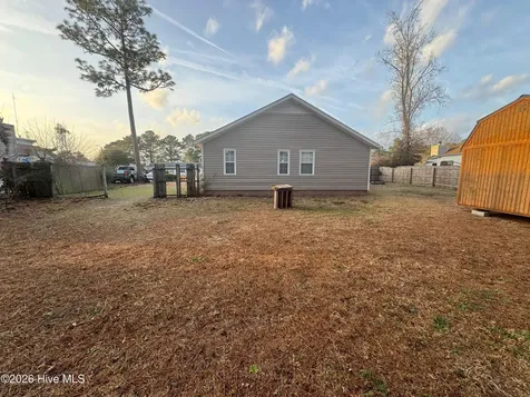 166 Bayberry Road Newport NC 28570