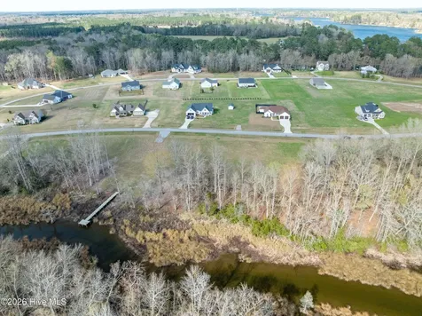 110 Bridgewater Drive S Bath NC 27808