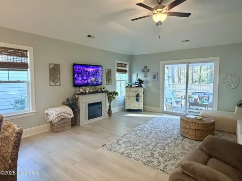 2487 Lake Ridge Drive Southport NC 28461