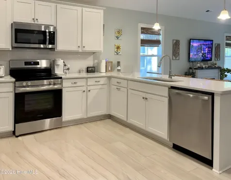 2487 Lake Ridge Drive Southport NC 28461