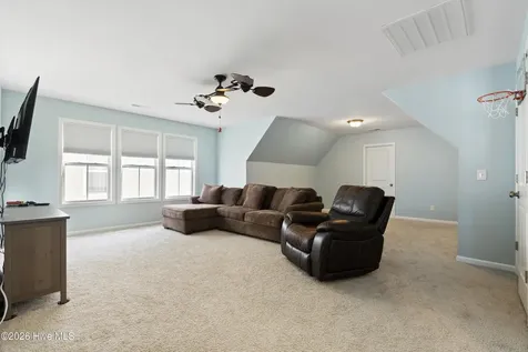 21 Violetear Ridge Hampstead NC 28443