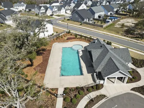 21 Violetear Ridge Hampstead NC 28443