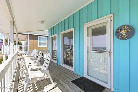177 Ocean Boulevard E Holden Beach NC 28462