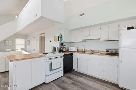 177 Ocean Boulevard E Holden Beach NC 28462