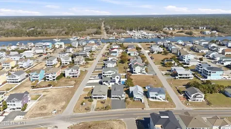 177 Ocean Boulevard E Holden Beach NC 28462