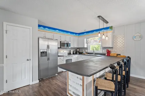 321 NE 59th Street Oak Island NC 28465