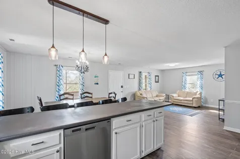 321 NE 59th Street Oak Island NC 28465