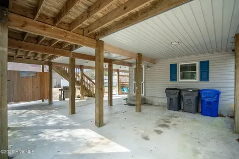 321 NE 59th Street Oak Island NC 28465