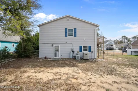 321 NE 59th Street Oak Island NC 28465