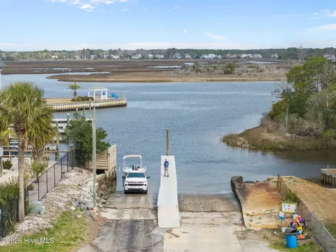 321 NE 59th Street Oak Island NC 28465