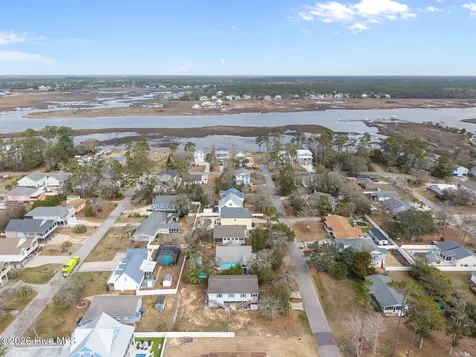 321 NE 59th Street Oak Island NC 28465