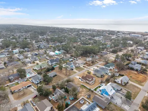 321 NE 59th Street Oak Island NC 28465