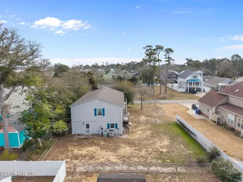 321 NE 59th Street Oak Island NC 28465