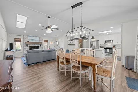 6115 Gondolier Drive New Bern NC 28560