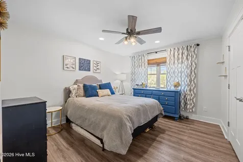 6115 Gondolier Drive New Bern NC 28560