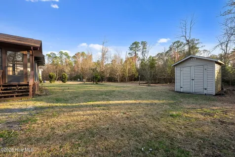 6115 Gondolier Drive New Bern NC 28560