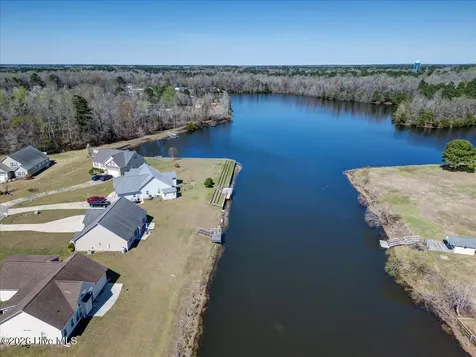 205 Antioch Lakes Road New Bern NC 28560